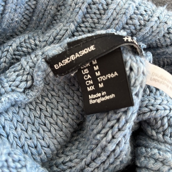 Blue Knit Turtleneck - Picture 3 of 3